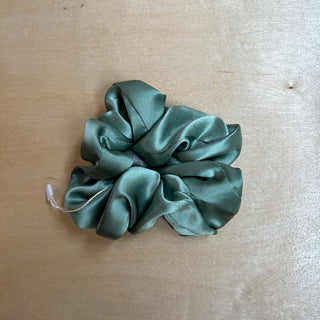 100% Silk Scrunchie